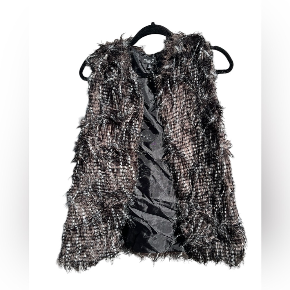 Rue 21 Faux fur vest